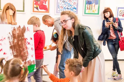 AAEVR: Exhibition “Art of Special People” #1638412655