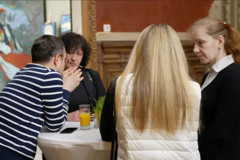 Visitors to the exhibition of paintings by Valery Geghamyan at the Chocolate House, fragment 20
