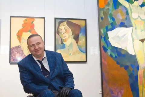 Фонд Гегамяна: «Вона відчуває себе богинею» #796691768