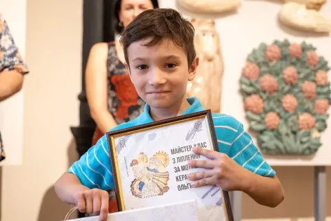 Rapai-Markish · Strength of Fragility: “The Power of Fragility” through the Eyes of Young Artists #1667483847